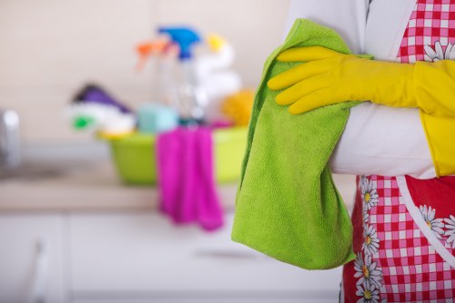 Deep cleaning carpet fibers with expert Highbury carpet cleaners